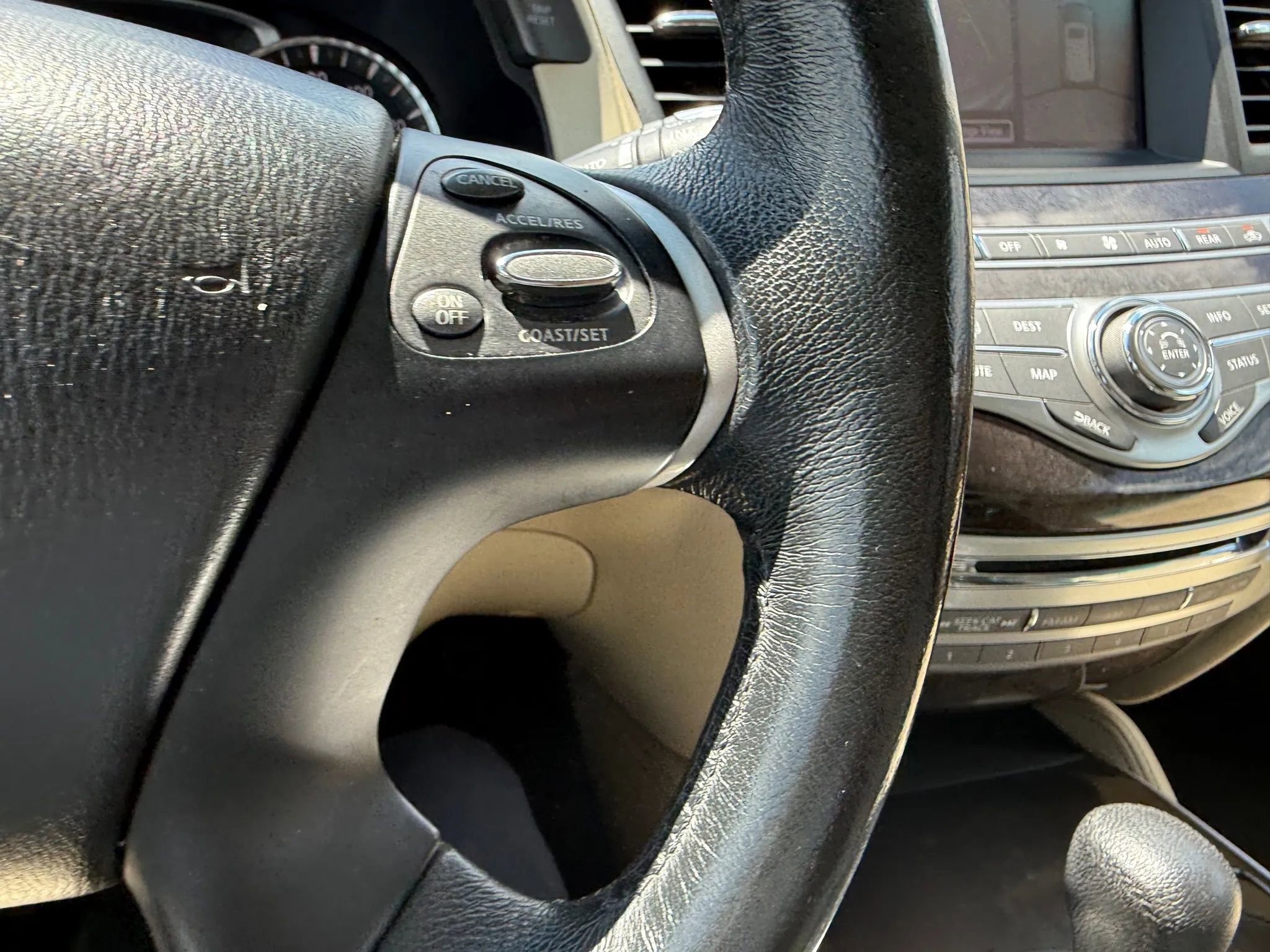 Used 2015 INFINITI QX60 AWD w/ Premium Plus Package image 27