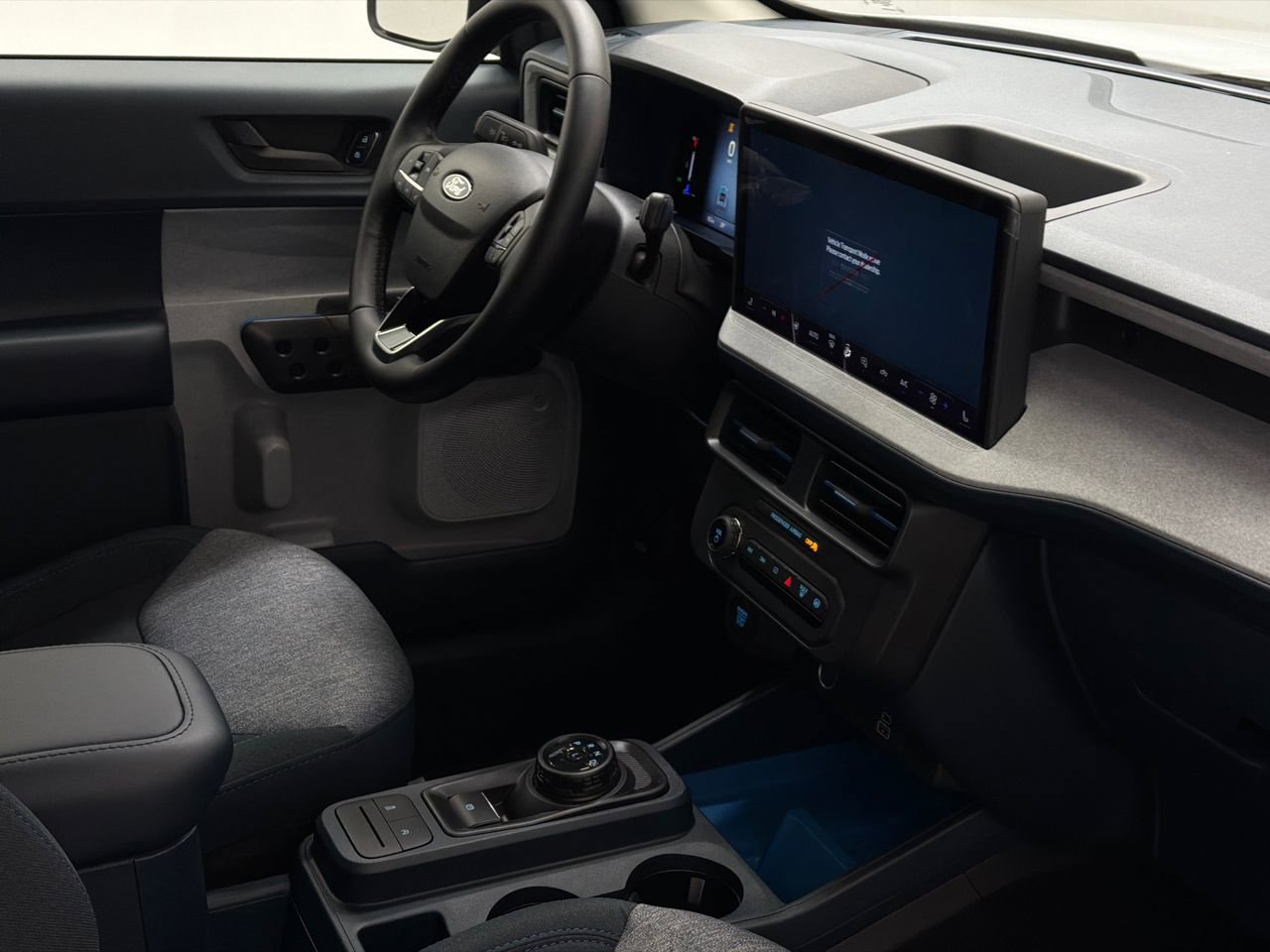 New 2026 Ford Maverick XLT w/ XLT Luxury Package image 8