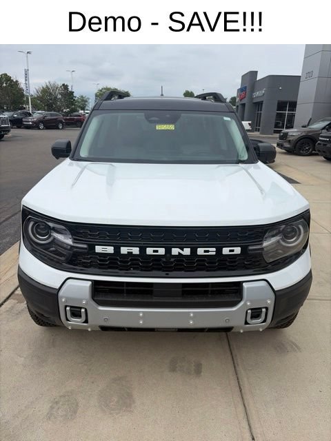 New 2026 Ford Bronco Sport Badlands w/ Sasquatch Badlands Package AWD/4WD image 2