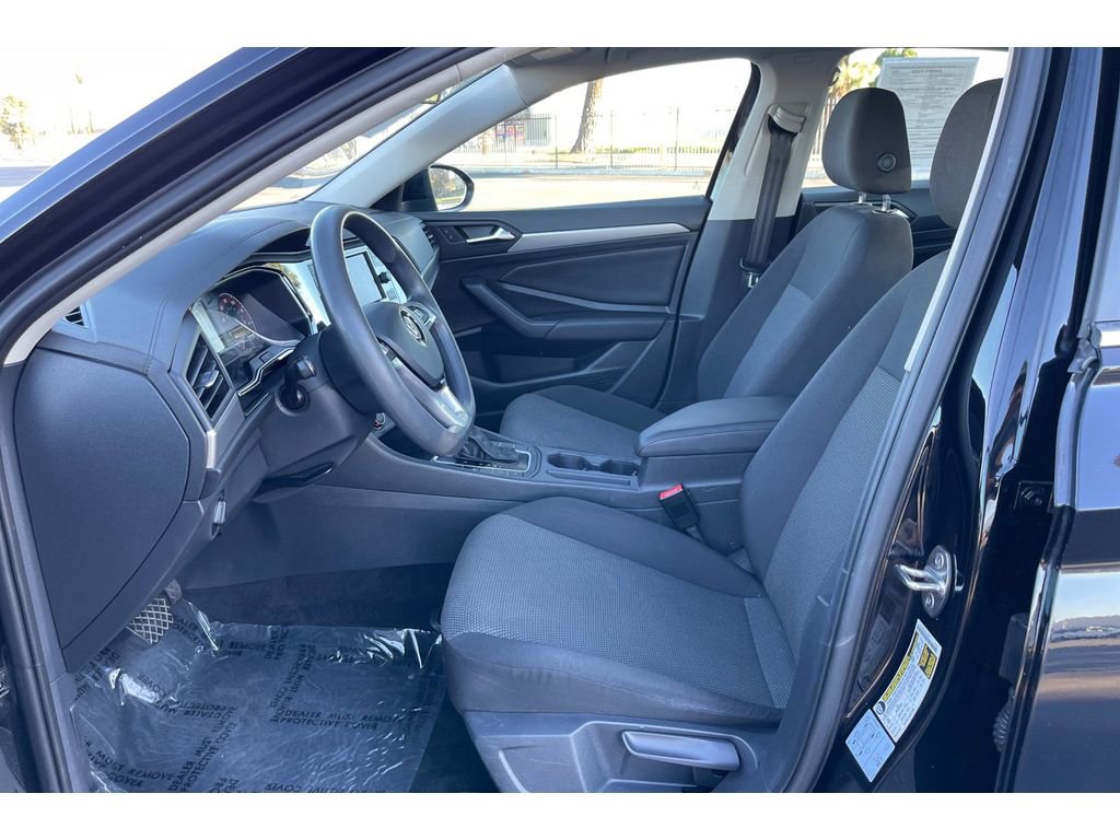 Used 2020 Volkswagen Jetta S w/ Driver Assistance Package image 10