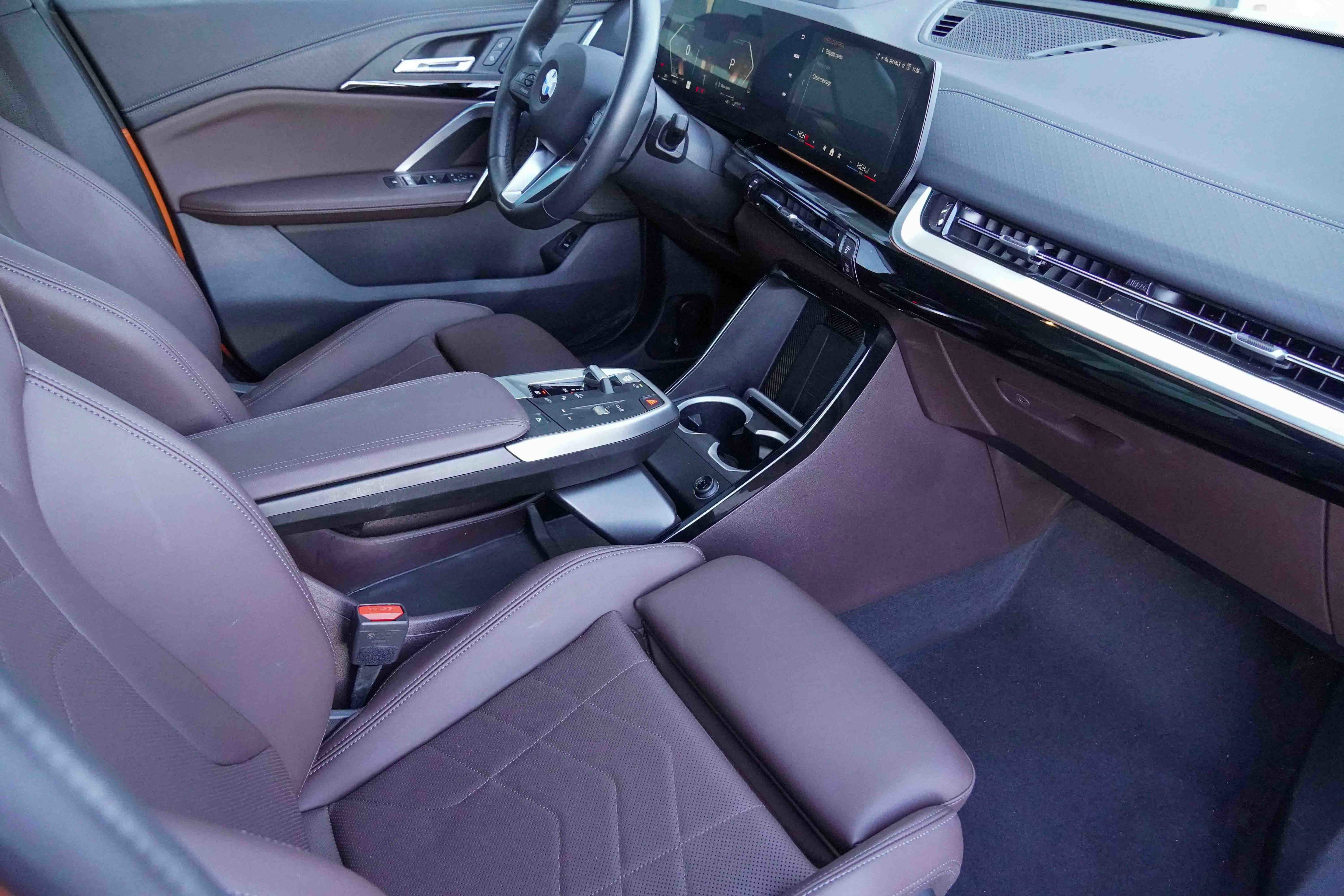 Certified 2025 BMW X2 xDrive28i image 10