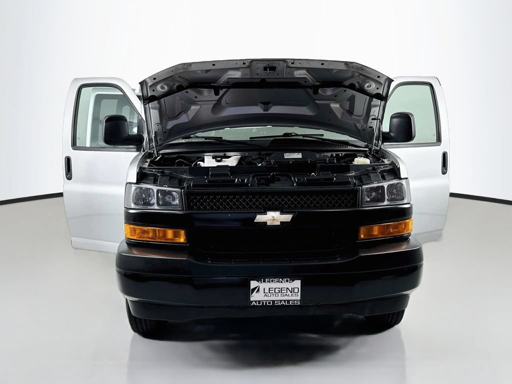 Used 2023 Chevrolet Express 2500 w/ Driver Convenience Package RWD image 15