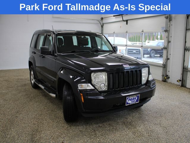 Used 2012 Jeep Liberty Sport image 8