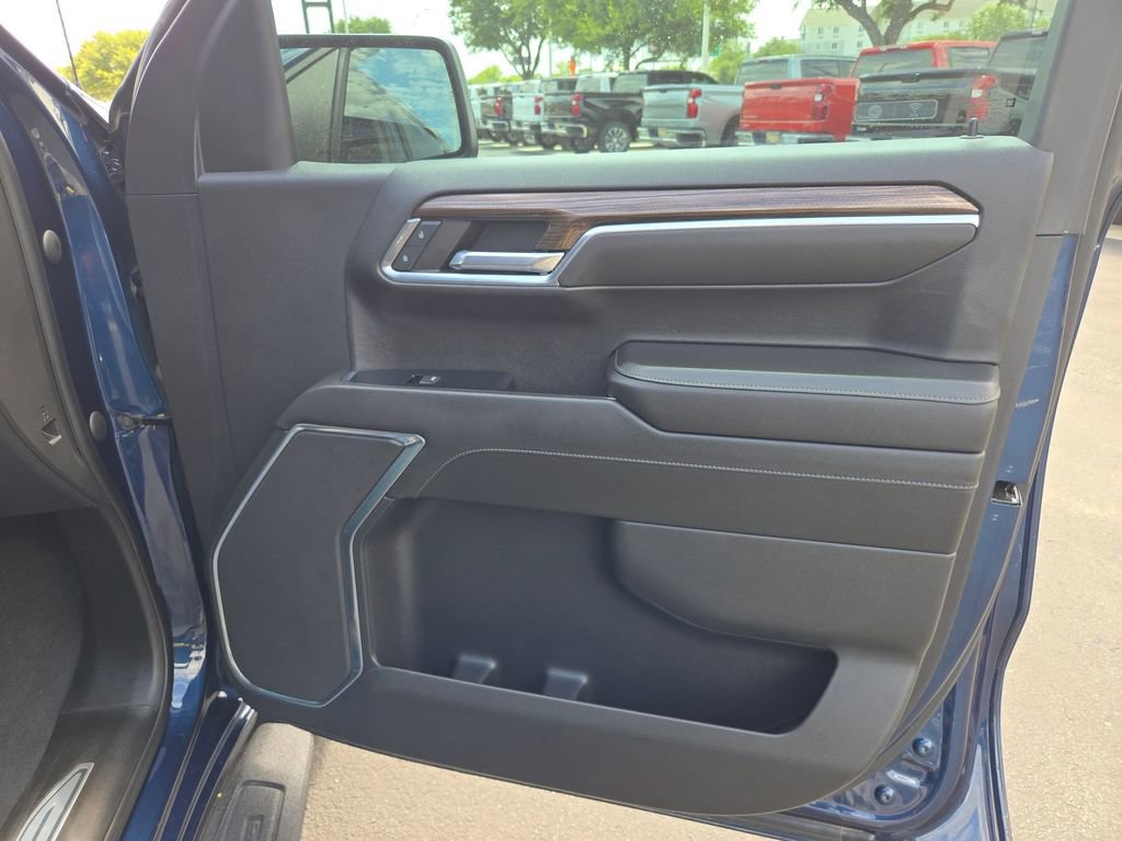 Used 2022 Chevrolet Silverado 1500 LT RWD image 26
