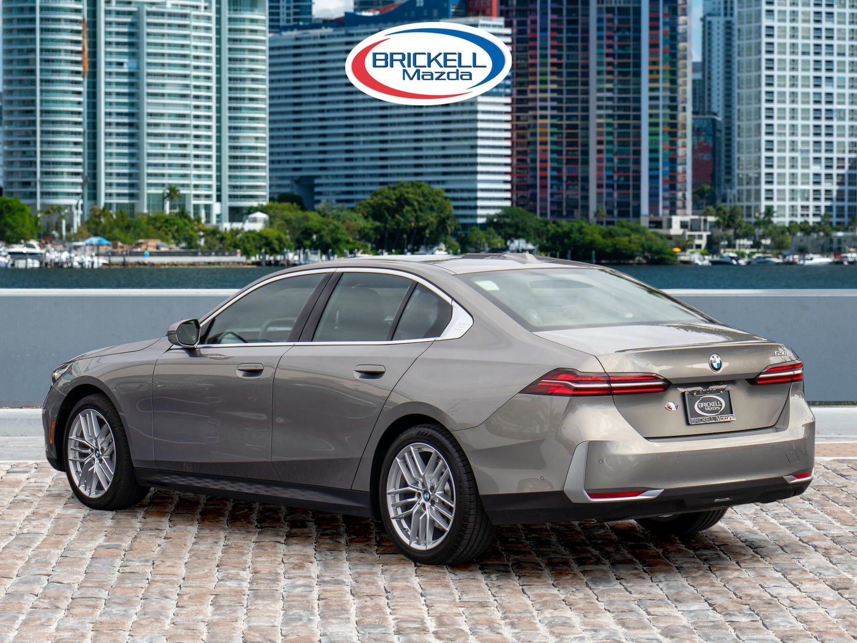 Used 2024 BMW 530i image 7