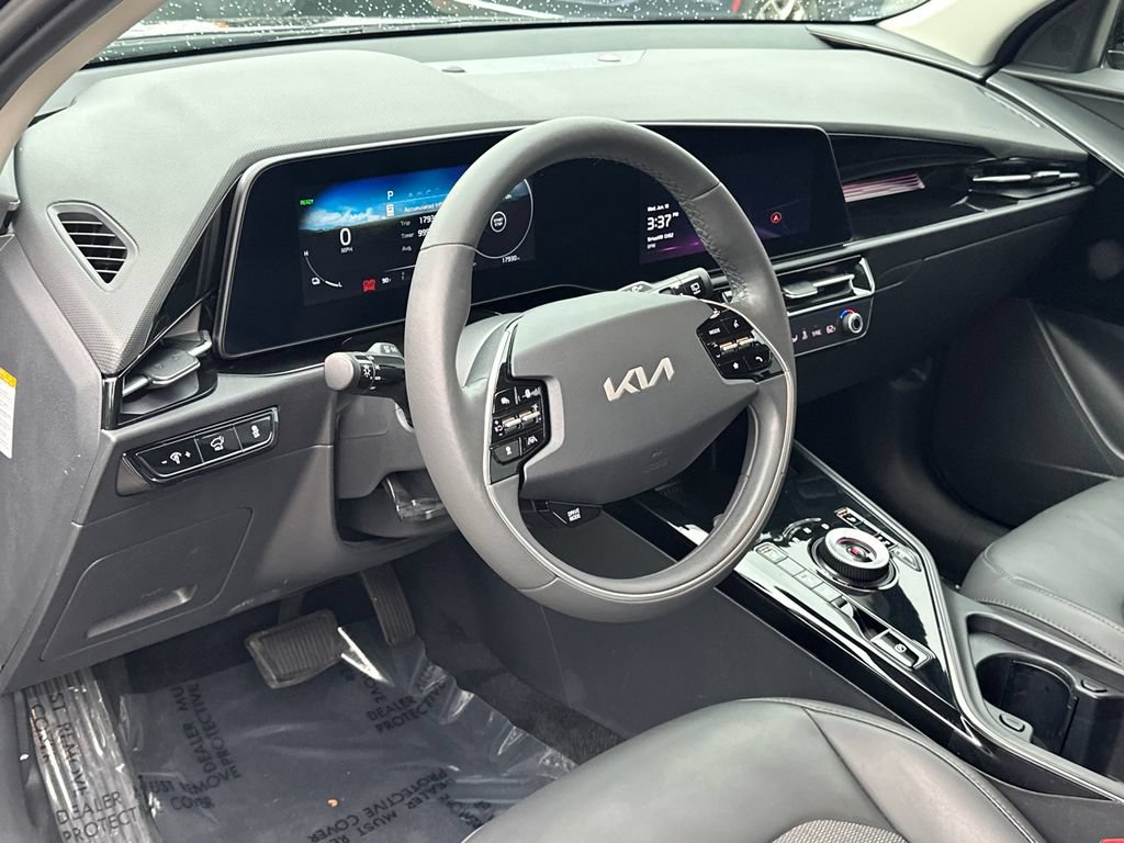 Certified 2023 Kia Niro Wind w/ Wind Preserve Package FWD image 22