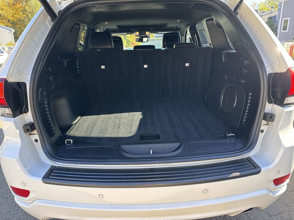 Used 2022 Jeep Grand Cherokee Laredo X image 24