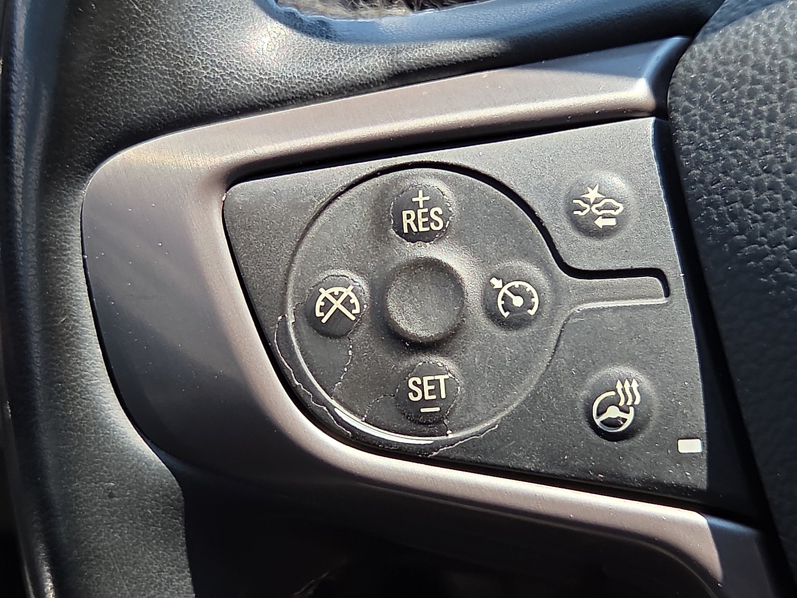Used 2024 GMC Terrain AT4 w/ Infotainment Package II AWD/4WD image 21