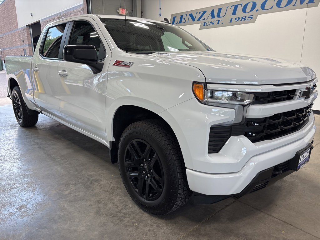 Used 2024 Chevrolet Silverado 1500 RST w/ Z71 Off-Road Package image 2
