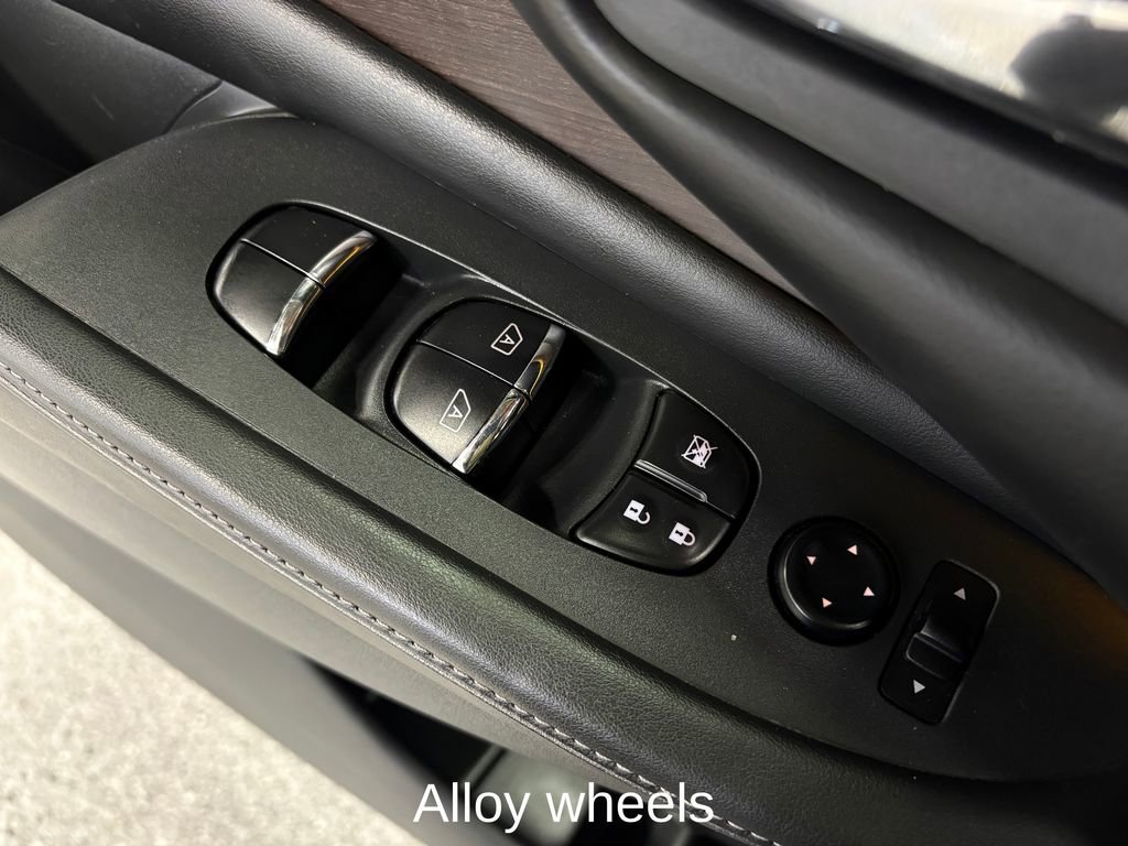 Used 2020 Nissan Murano Platinum image 13