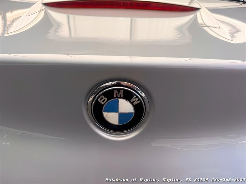 Used 2011 BMW Z4 sDrive30i w/ Premium Pkg image 9