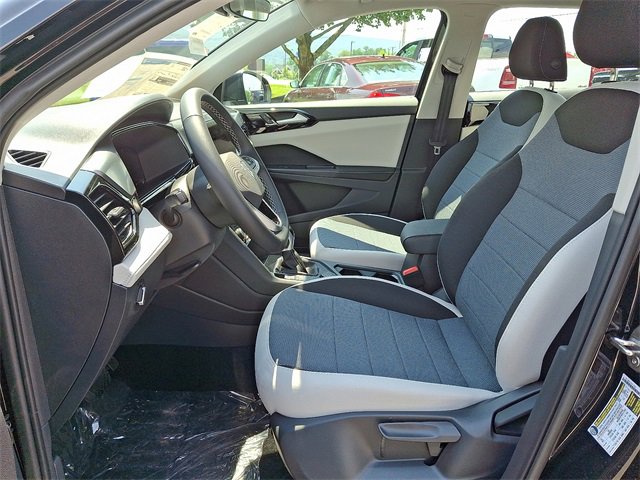 New 2025 Volkswagen Taos S image 14