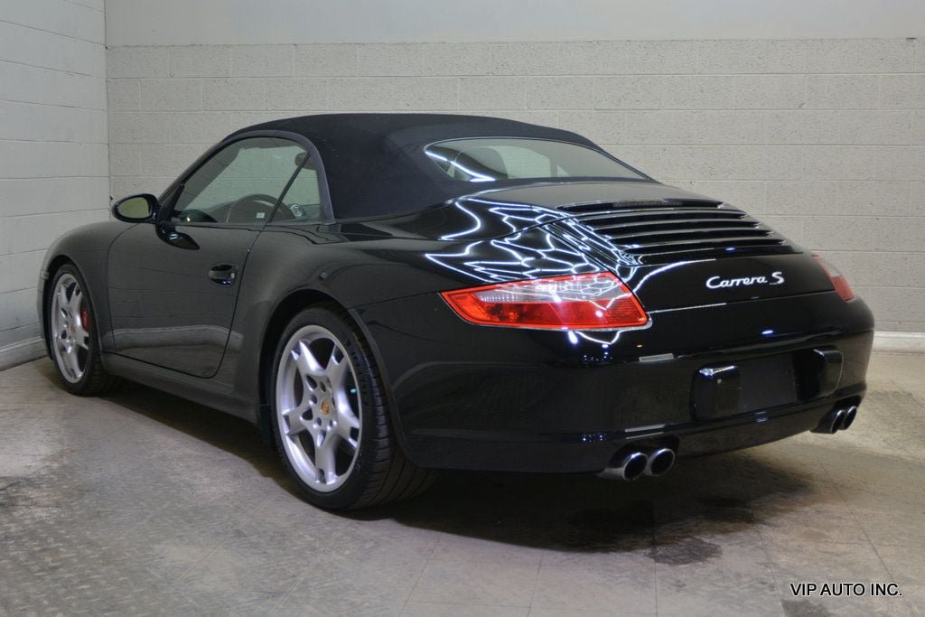 Used 2006 Porsche 911 Carrera S RWD image 9