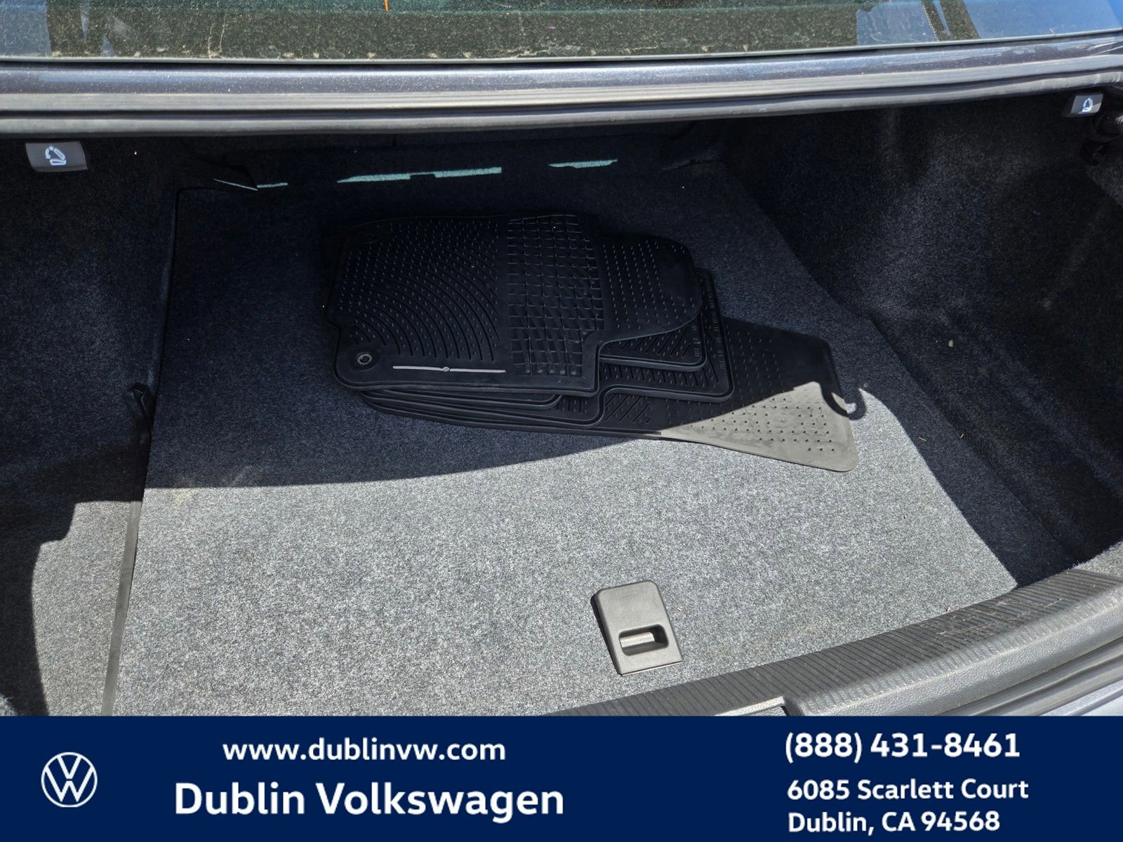Used 2017 Volkswagen Passat 1.8T S FWD image 21