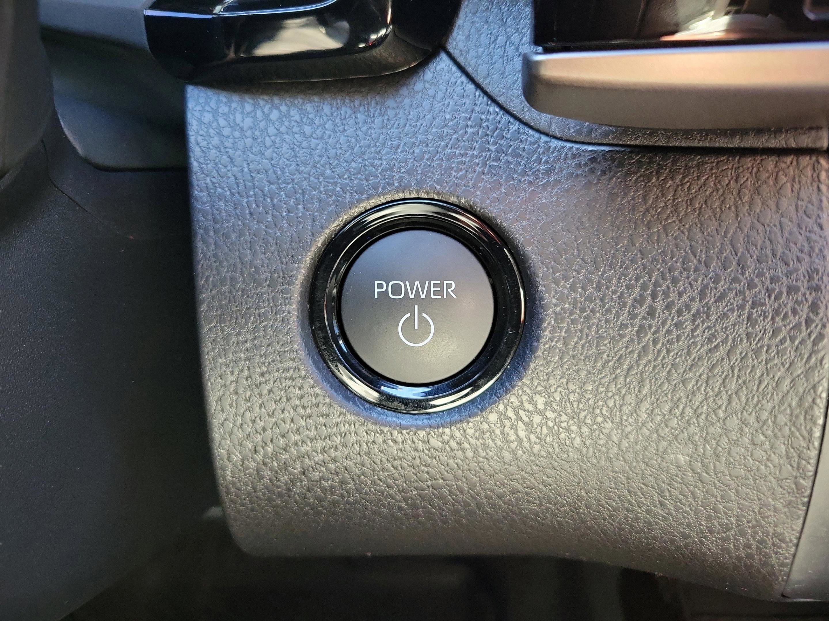 Used 2025 Toyota Camry XSE image 23