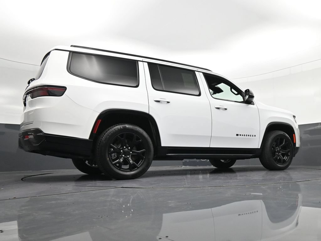 Used 2023 Jeep Wagoneer Series II RWD image 22