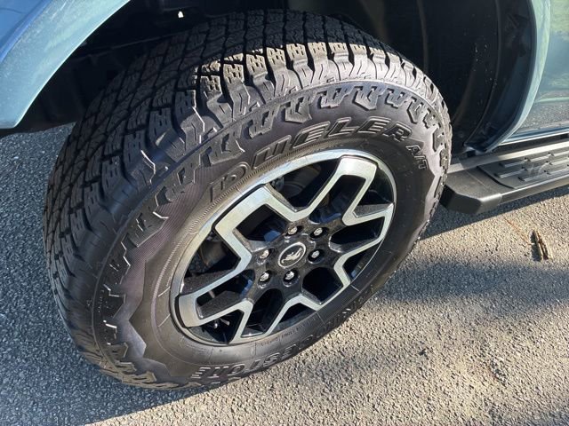 Used 2022 Ford Bronco Outer Banks image 16