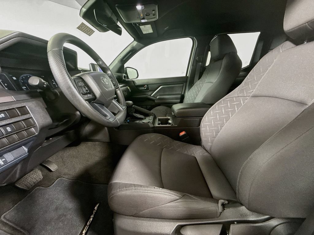 Used 2025 Toyota Tacoma SR5 RWD image 20