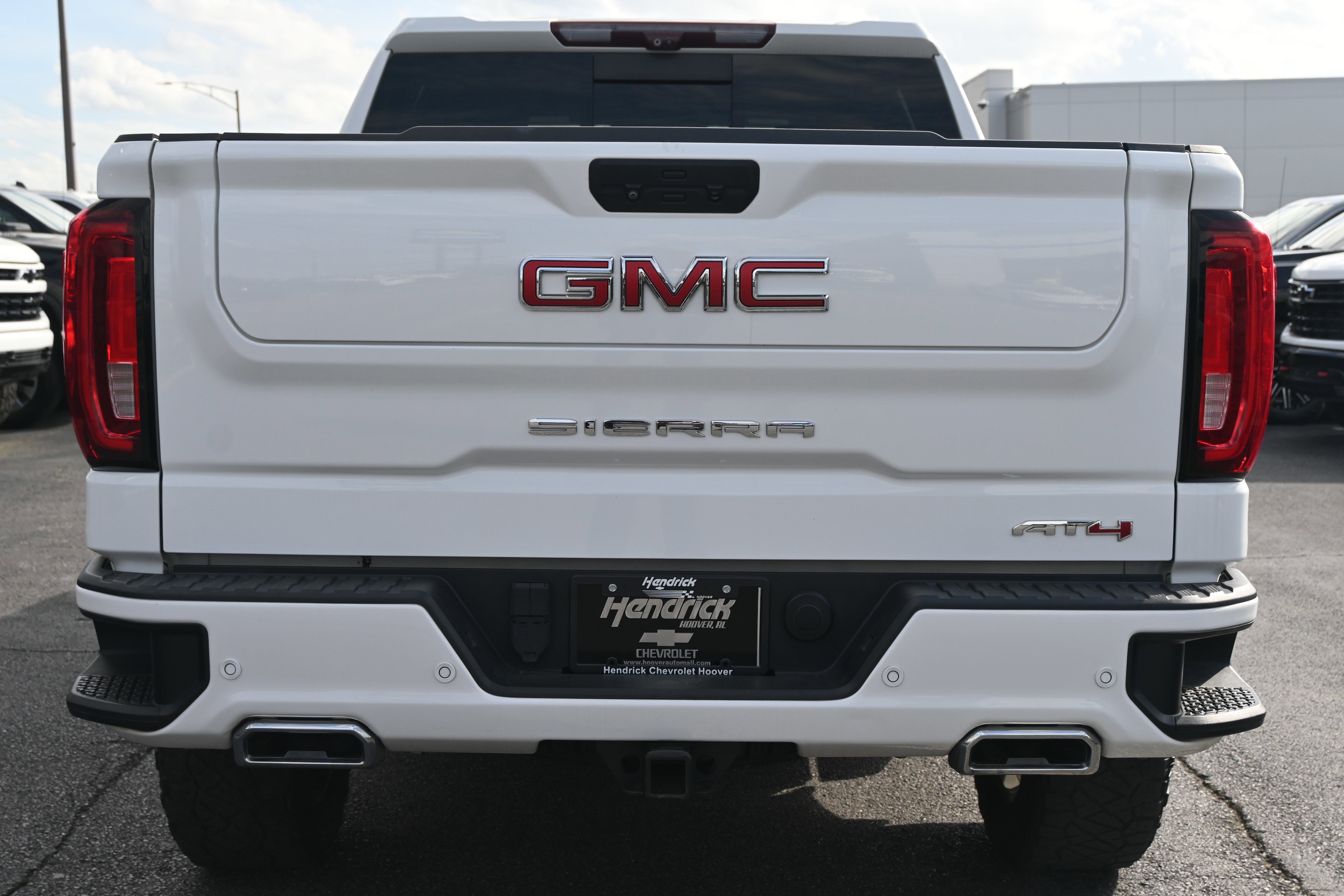 Used 2020 GMC Sierra 1500 AT4 w/ AT4 Premium Package image 12