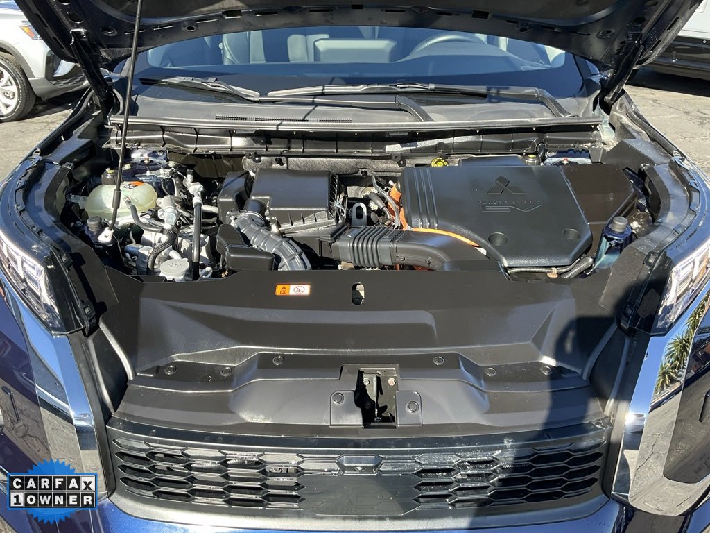 Used 2023 Mitsubishi Outlander SE image 11