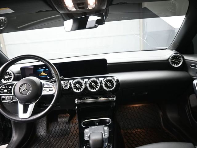 Used 2023 Mercedes-Benz CLA 250 4MATIC image 27