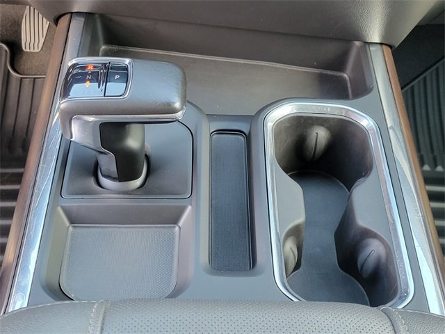 Used 2022 GMC Sierra 1500 SLT image 25