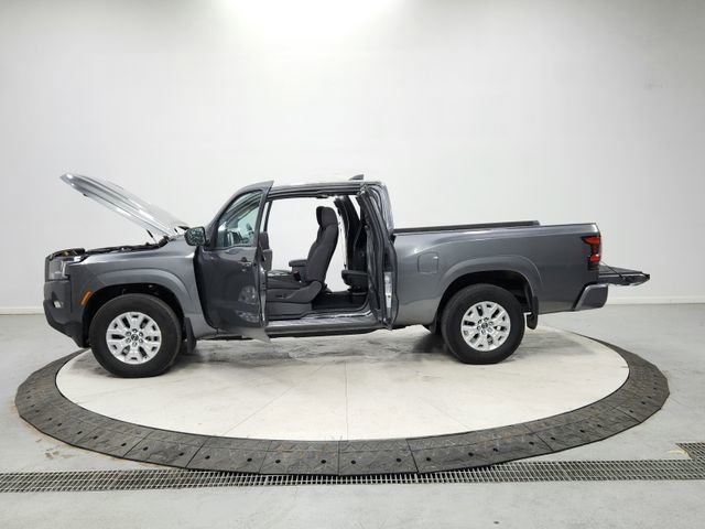 Used 2024 Nissan Frontier SV w/ SV Convenience Package image 12