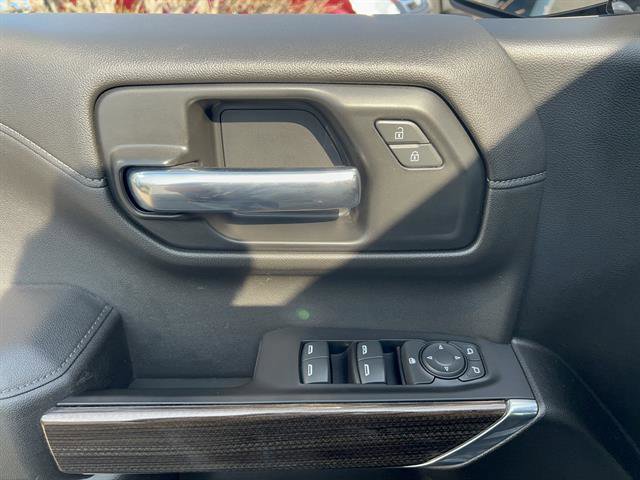 Used 2022 Chevrolet Silverado 1500 LT Trail Boss image 9