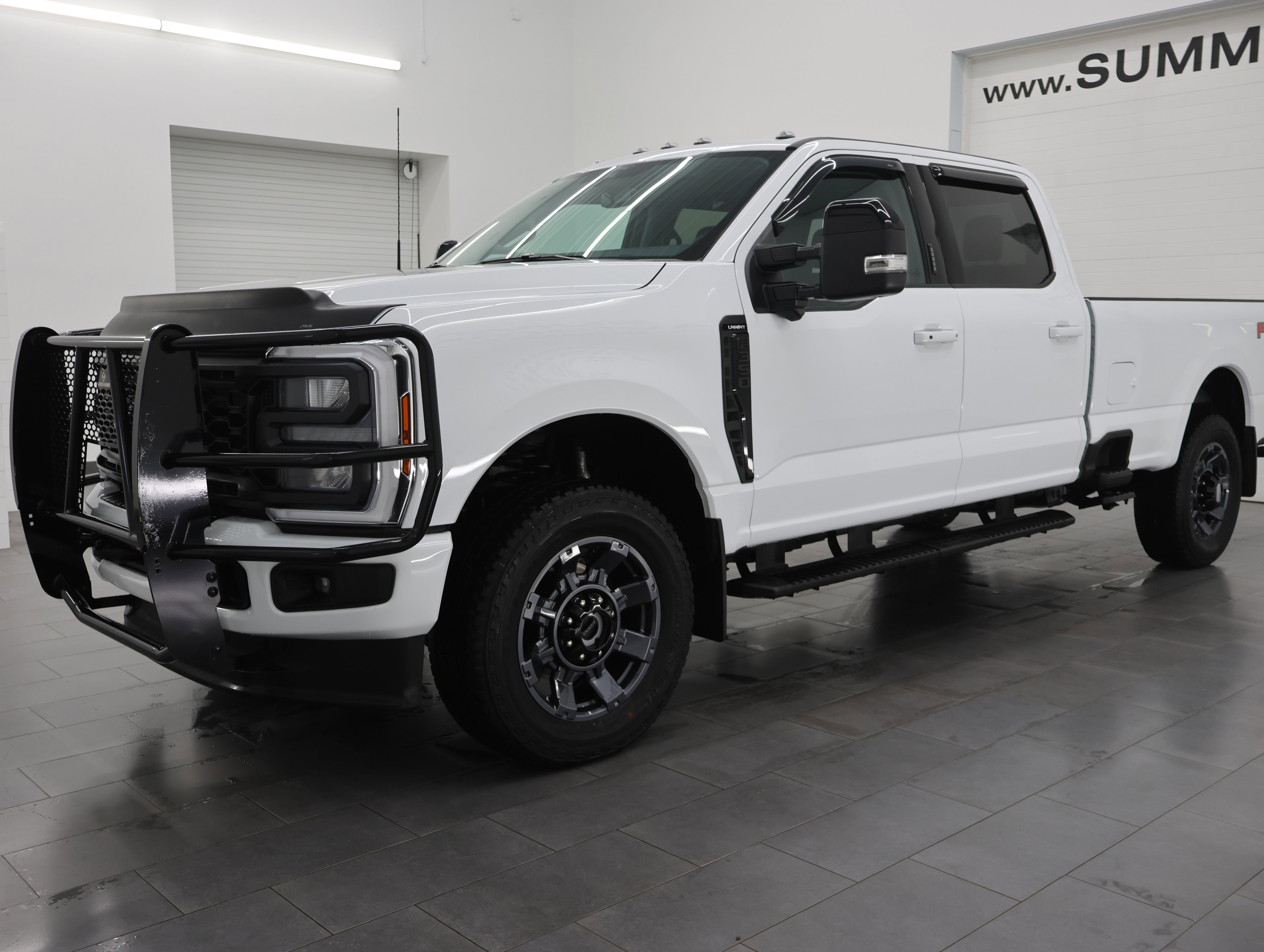 Used 2024 Ford F350 Lariat w/ Sport Appearance Package AWD/4WD image 7