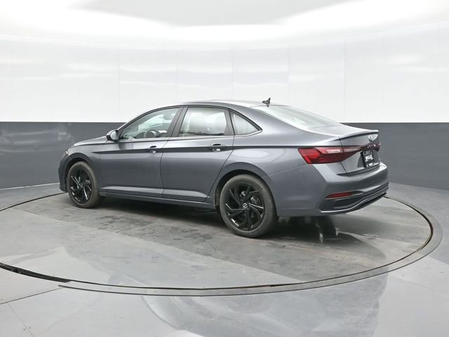 New 2026 Volkswagen Jetta SE FWD image 5