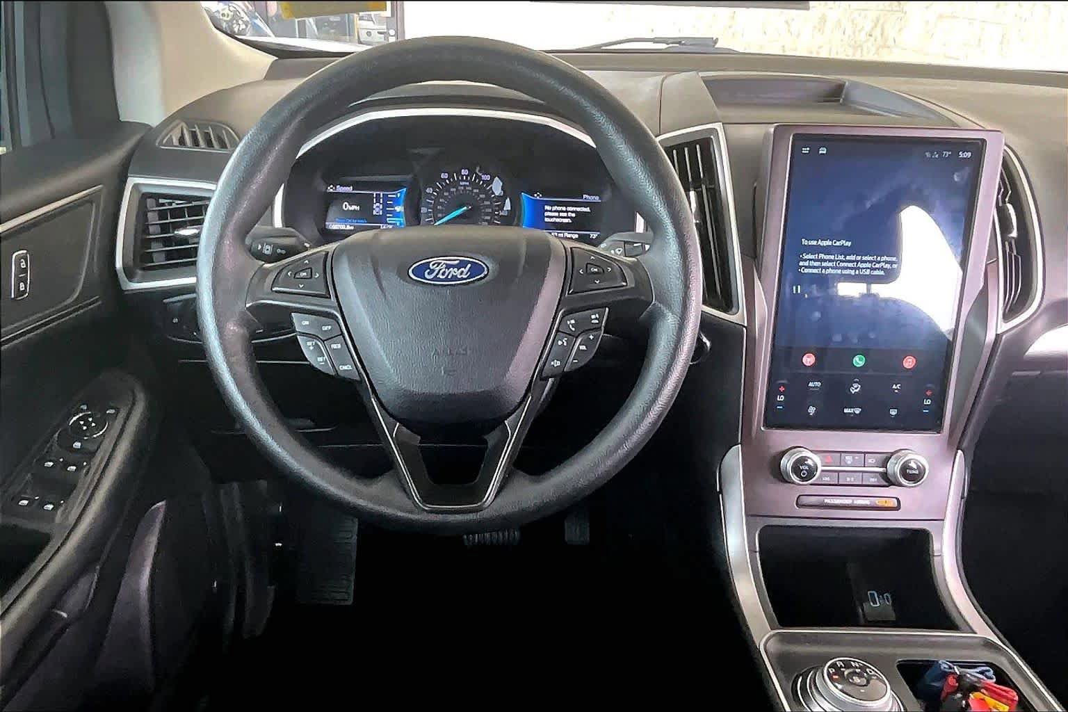 Used 2021 Ford Edge SE FWD image 6