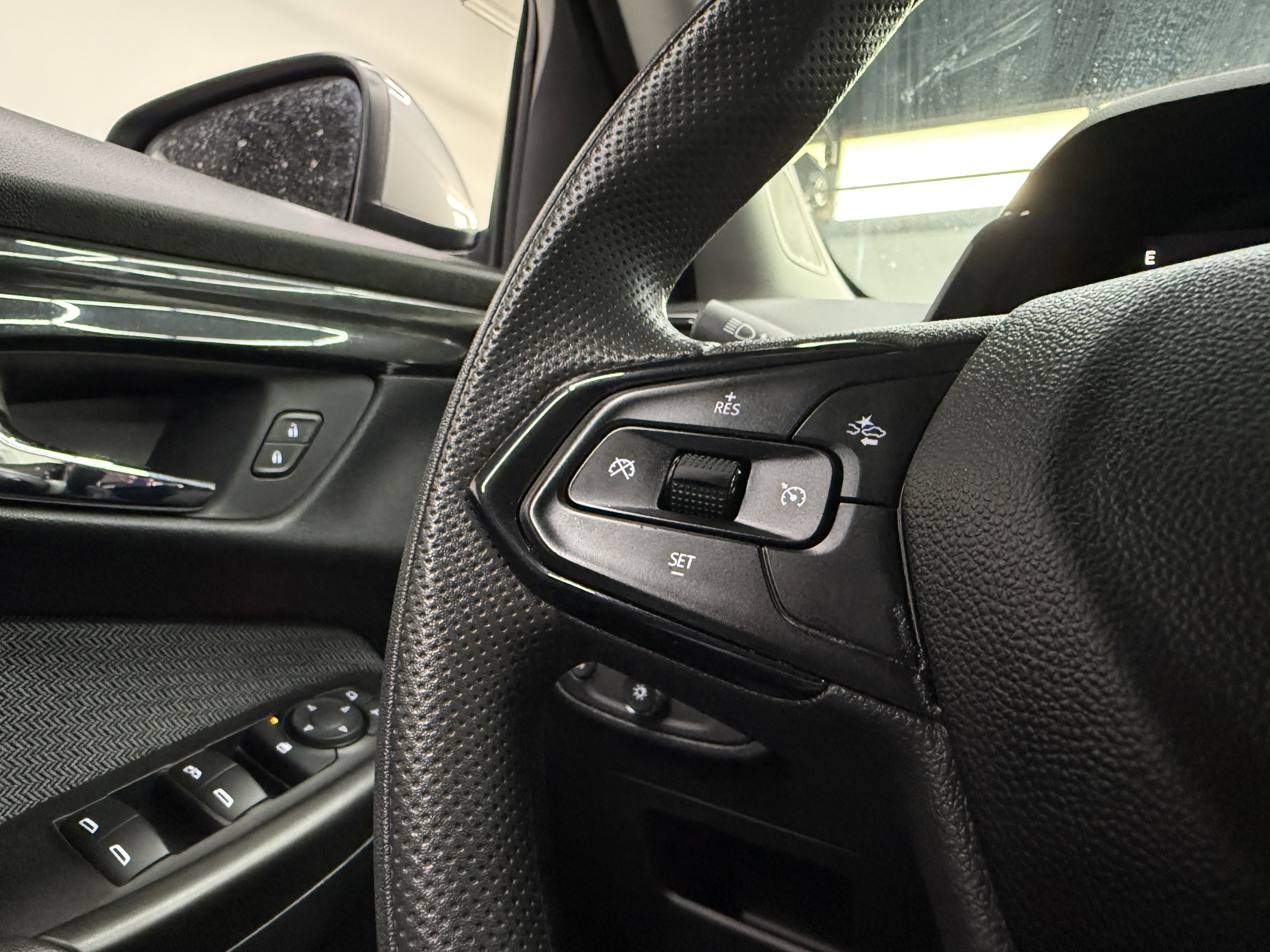 Used 2025 Chevrolet TrailBlazer LT image 14