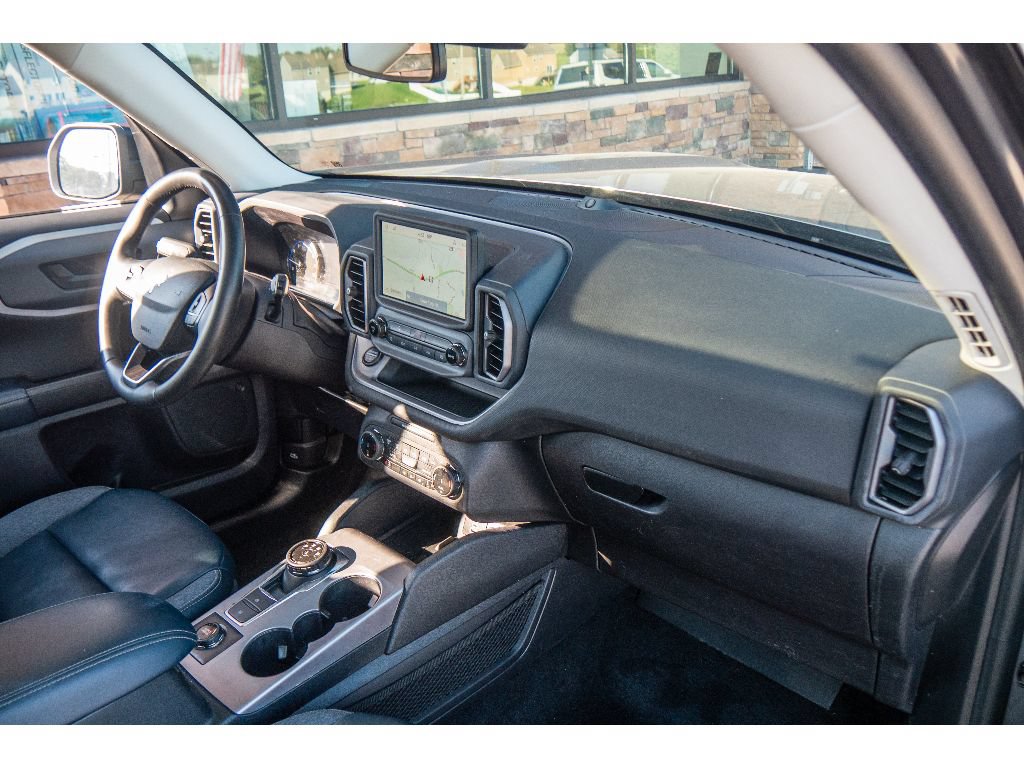 Used 2024 Ford Bronco Sport Outer Banks w/ Tech Package AWD/4WD image 14