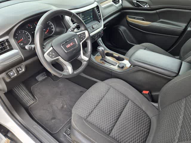 Used 2019 GMC Acadia SLE w/ Driver Alert Package I FWD image 2