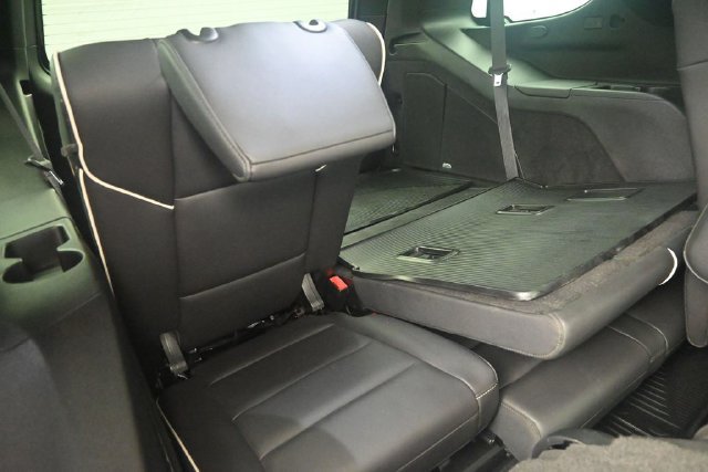 Used 2021 Cadillac Escalade Sport w/ Driver Assist Tech Package AWD/4WD image 14