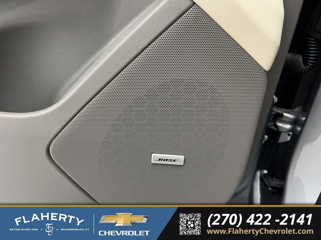 Used 2025 Cadillac XT5 Premium Luxury w/ LPO, Floor Liner Package FWD image 25