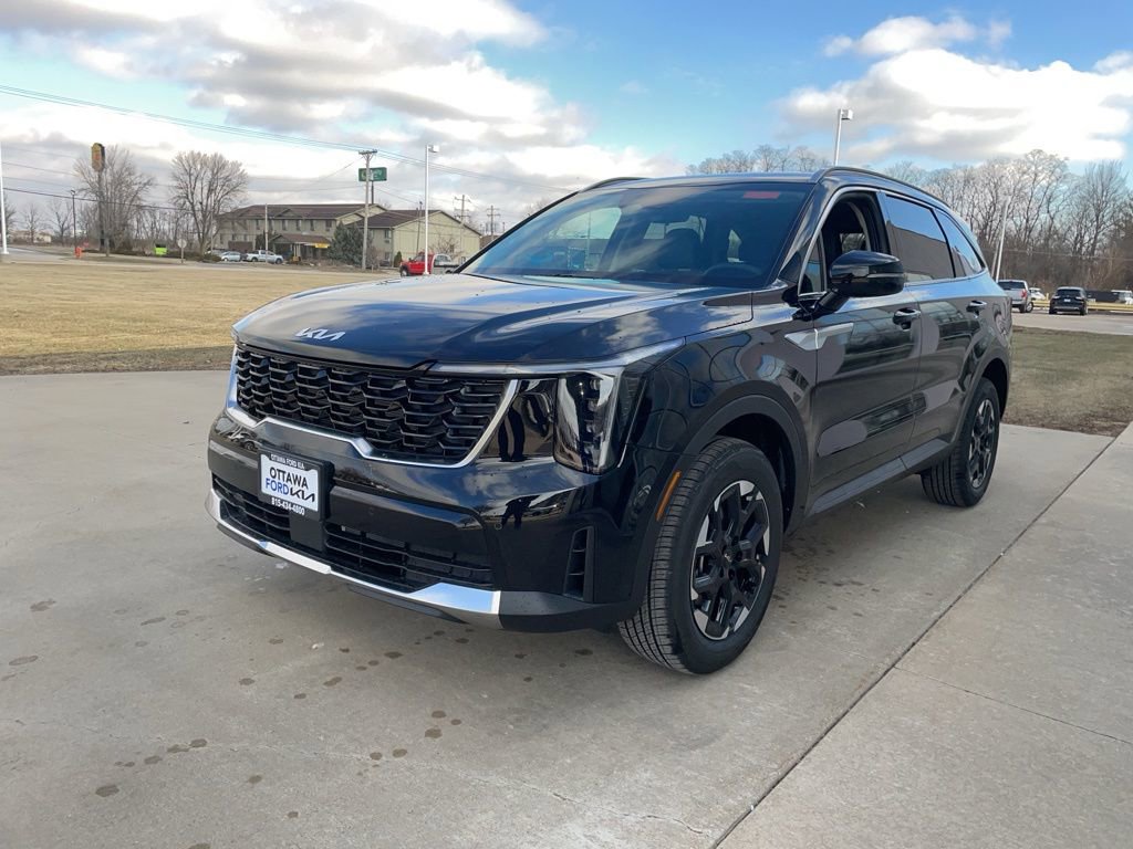 New 2026 Kia Sorento S image 2