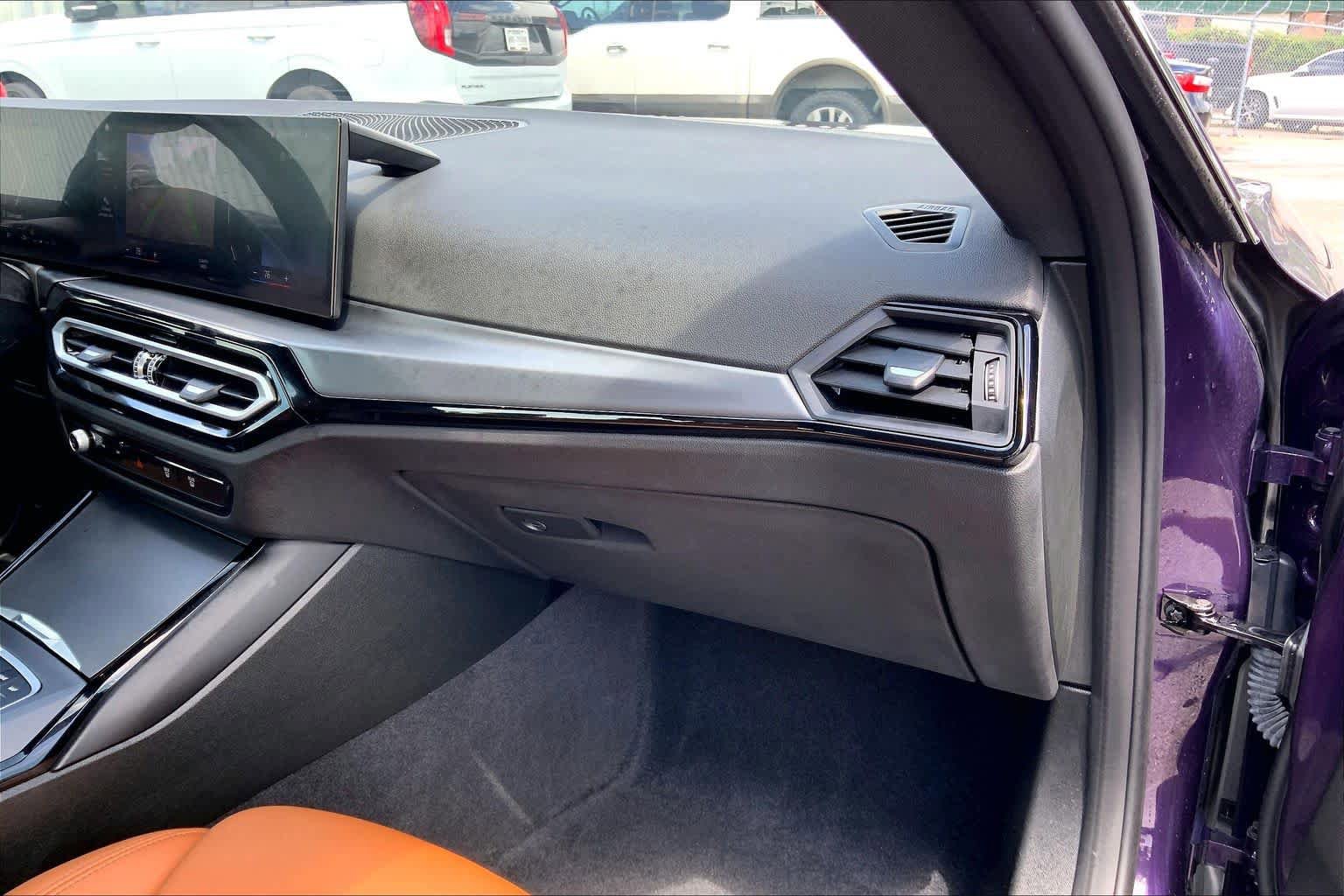 Used 2023 BMW 230i Coupe w/ Convenience Package RWD image 19