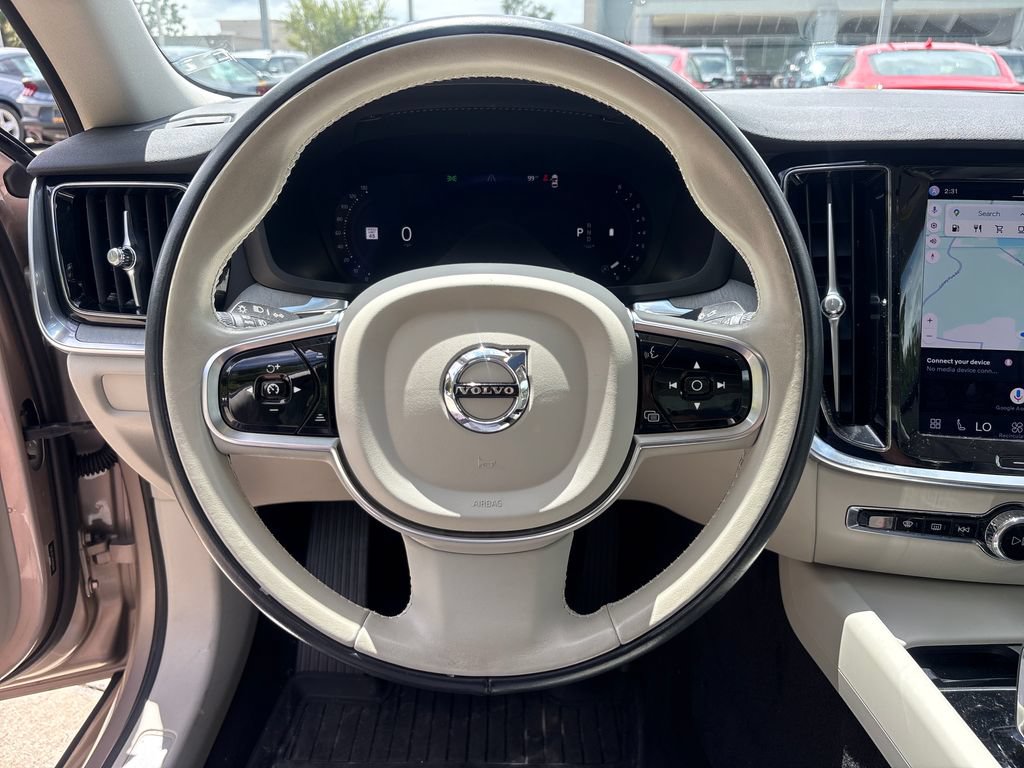 Used 2024 Volvo S60 B5 Plus AWD/4WD image 17