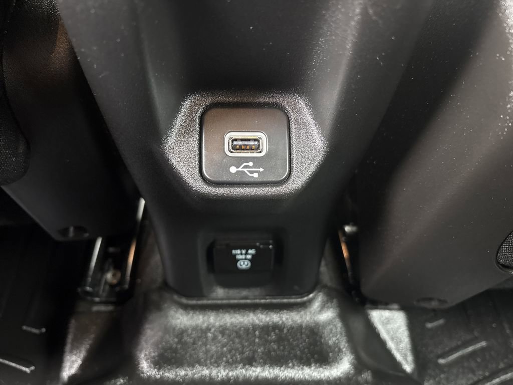 Used 2021 Jeep Renegade Latitude image 10