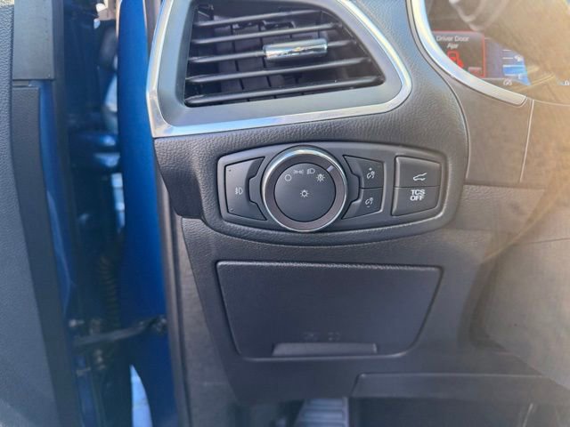 Used 2020 Ford Edge Titanium w/ Equipment Group 301A image 18