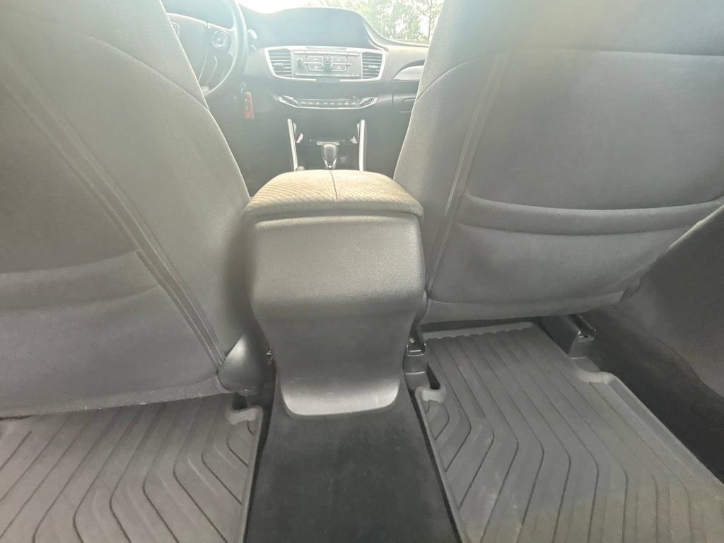 Used 2017 Honda Accord LX image 17