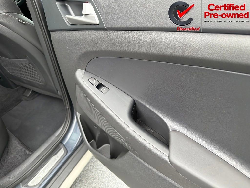 Used 2020 Hyundai Tucson Ultimate w/ Cargo Package FWD image 22