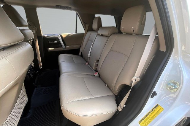 Used 2022 Toyota 4Runner Limited AWD/4WD image 22