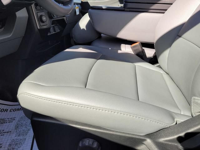 New 2024 Ford F550 2WD Regular Cab Super Duty image 6