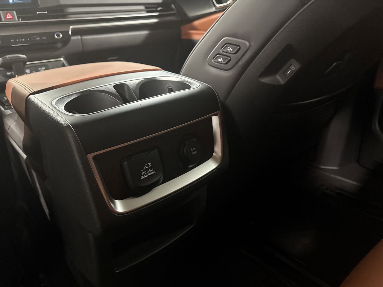 New 2026 Kia Carnival SX w/ SX Dark Edition Package image 29