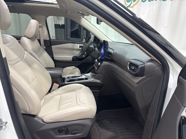 Used 2022 Ford Explorer Platinum w/ Equipment Group 601A AWD/4WD image 36