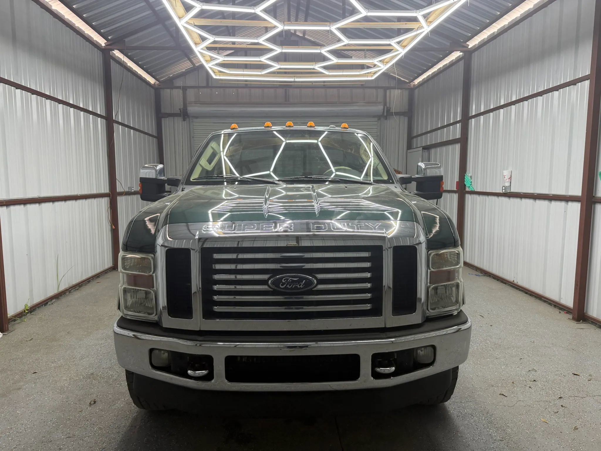Used 2009 Ford F250 Lariat AWD/4WD image 2