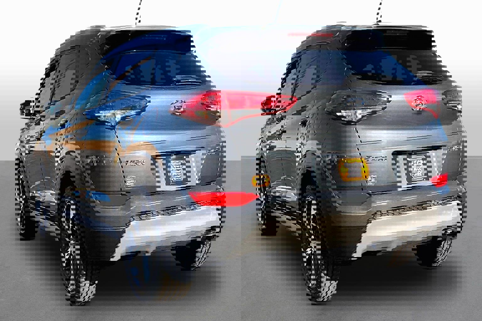 Used 2017 Hyundai Tucson Sport image 11