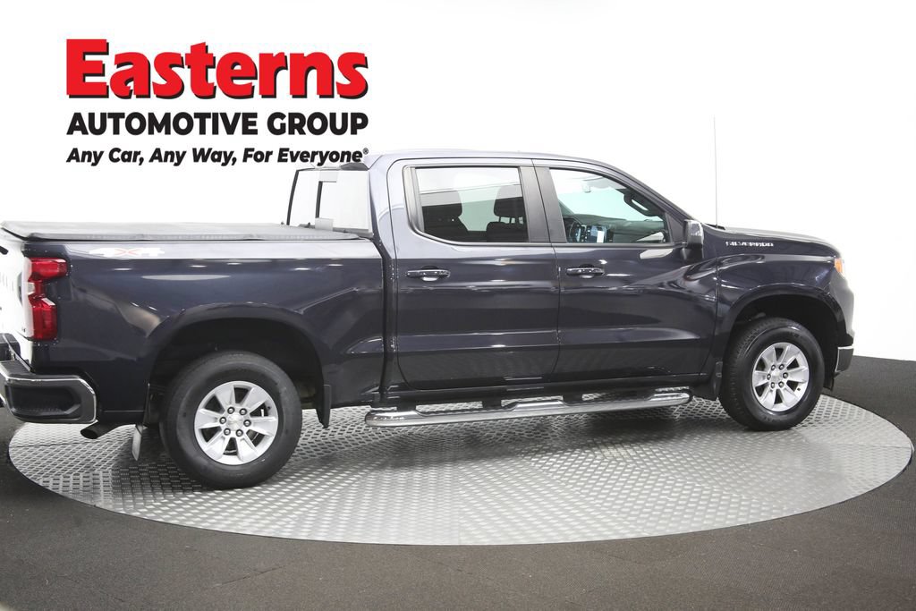 Used 2022 Chevrolet Silverado 1500 LT w/ Convenience Package II AWD/4WD image 43